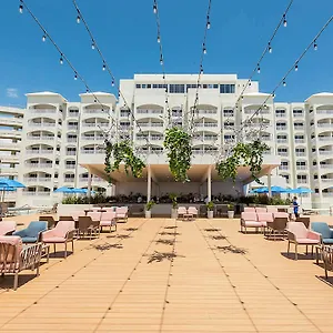 Hilton Mar Caribe אתר נופש