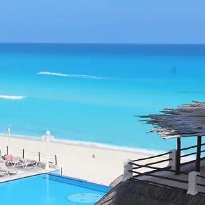 Plaza - Aparthotel