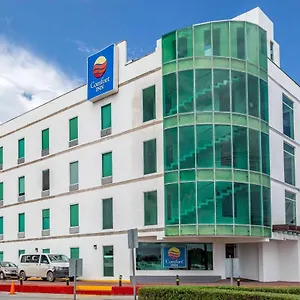 Hotell Comfort Aeropuerto, Cancún