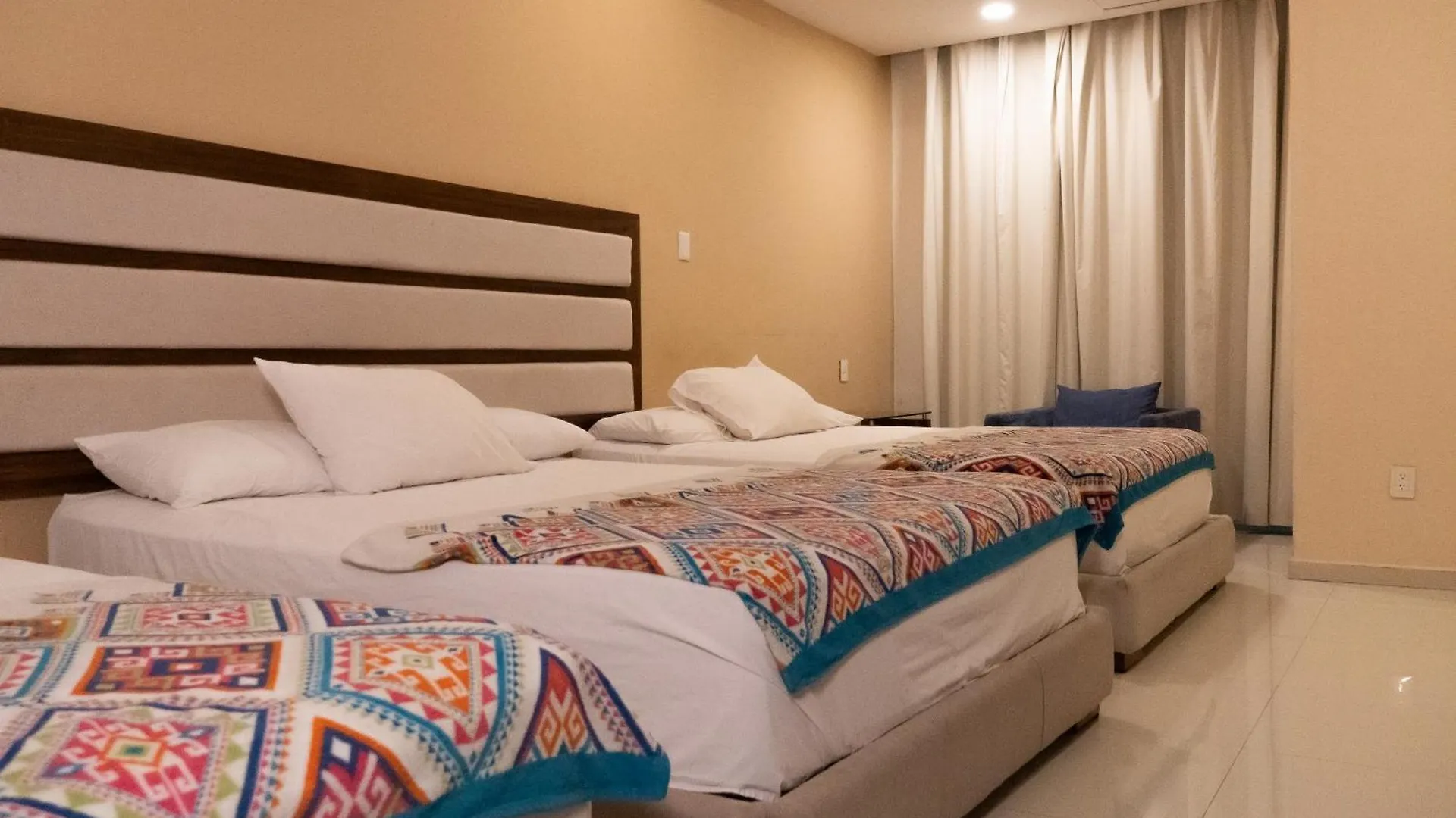 Infinity Suites Triple Room 211 Cancun 0*,  Mexico